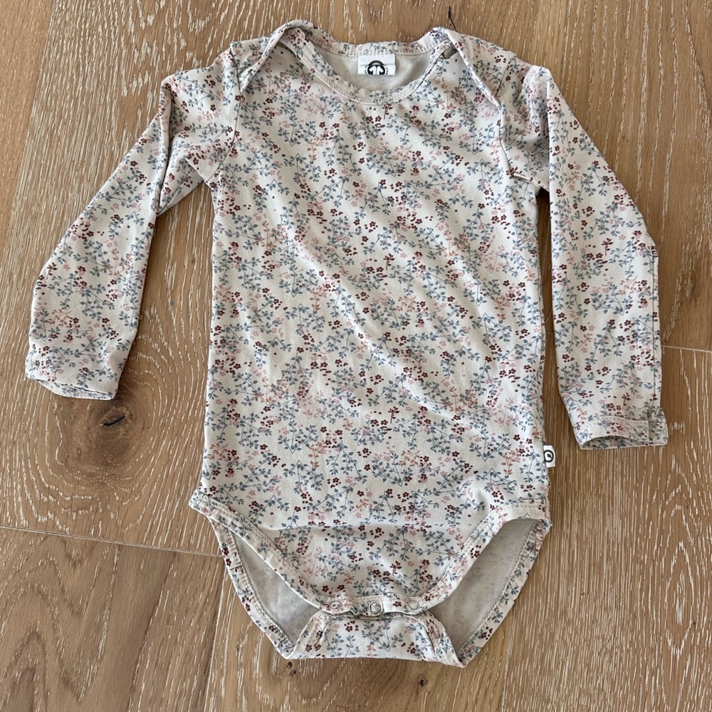 Floral onesie 12-18M